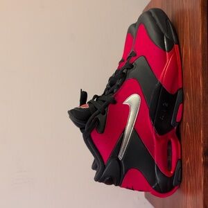Nike Men’s Black & Red Basketball Shoes